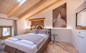 La Fontanella - Holiday Apartments